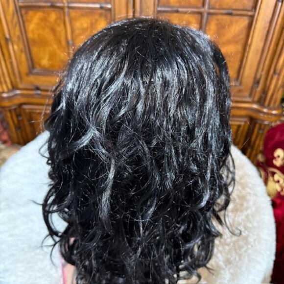 Freetress Equal 23" Star Lace Front Natural Hairline Color 1B Wavy Synthetic Wig - Picture 9 of 16